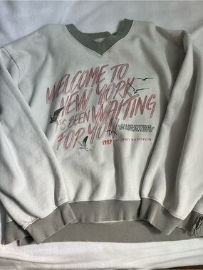 Taylor Swift welcome to New York sweater